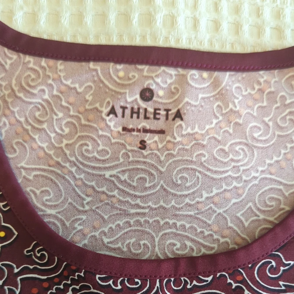 Athleta Purple Brown Graphic Sleeveless Tank Top - Picture 2 of 6